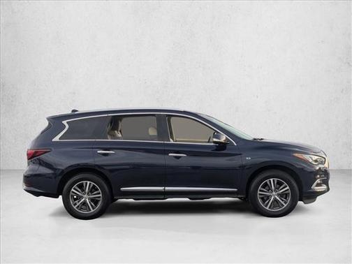 2016 INFINITI QX60 Base