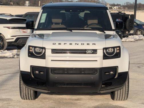 2026 Land Rover Defender P400 X-Dynamic SE