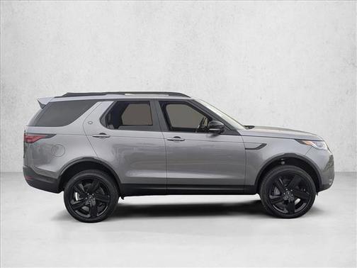 2025 Land Rover Discovery P300 S