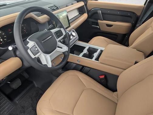 2025 Land Rover Defender 110 P400 S