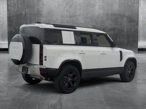 2025 Land Rover Defender 110 P300