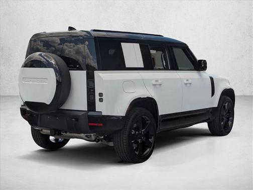 Fuji White 2026 Land Rover Defender P400 X-Dynamic SE