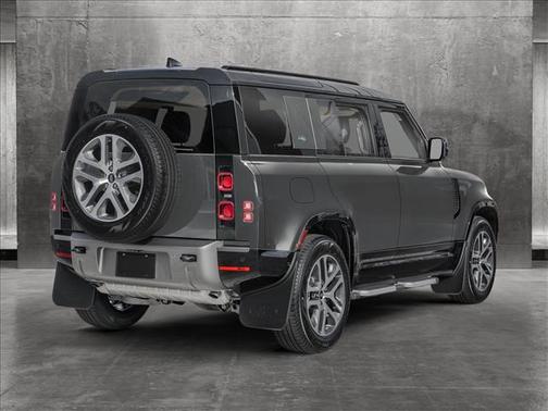 2025 Land Rover Defender 110 P400 X-Dynamic SE
