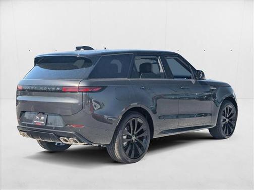 2025 Land Rover Range Rover Sport SE