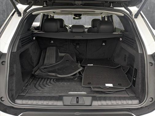 2024 Land Rover Range Rover Sport SE