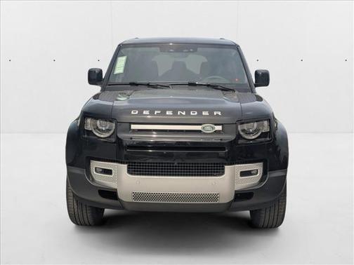 2025 Land Rover Defender 110 P300