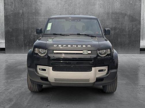 2025 Land Rover Defender 110 P300