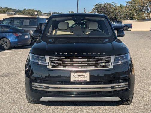 2023 Land Rover Range Rover P530 SE