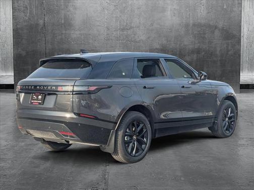 2026 Land Rover Range Rover Velar P250 SE R-Dynamic