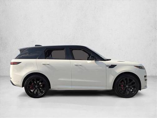 2023 Land Rover Range Rover Sport SE
