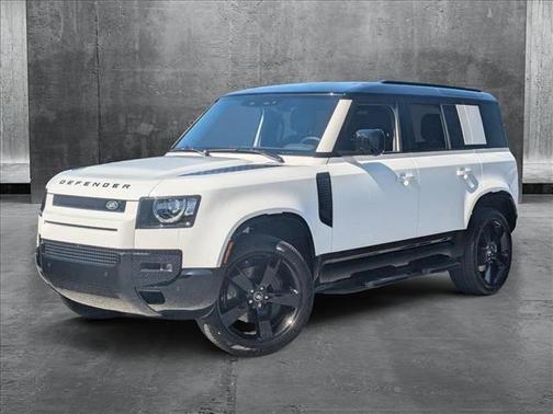 2025 Land Rover Defender 110 P400 X-Dynamic SE
