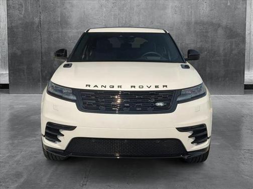 2026 Land Rover Range Rover Velar P250 SE R-Dynamic