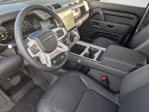 Santorini Black Metallic 2026 Land Rover Defender S