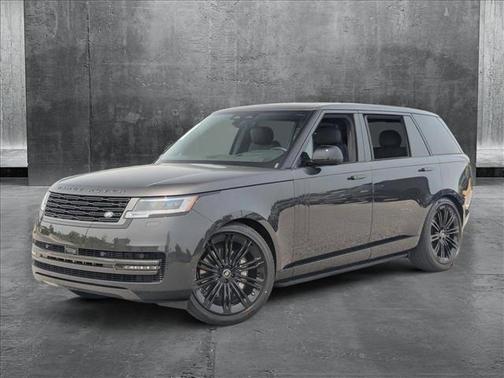 2025 Land Rover Range Rover P400 SE 7 Seat