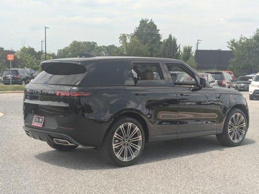 2025 Land Rover Range Rover Sport SE