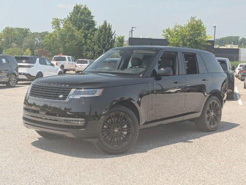 2025 Land Rover Range Rover P530 SE