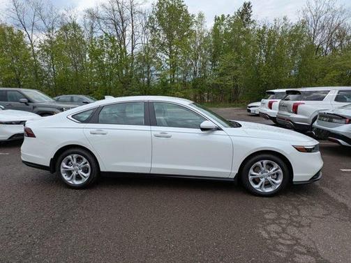 2025 Honda Accord LX 1.5T