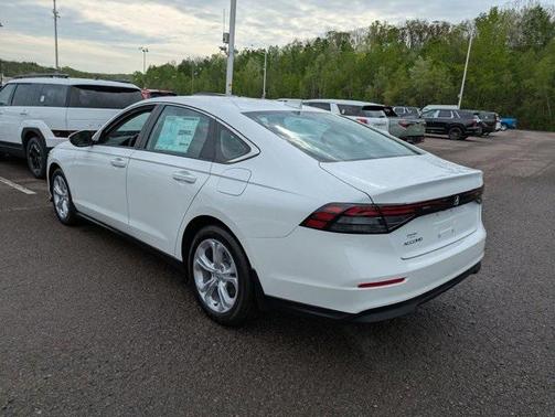 2025 Honda Accord LX 1.5T