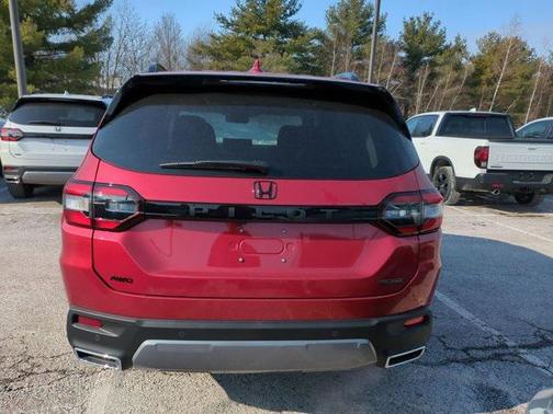 2026 Honda Pilot Touring 8-Passenger