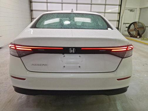 2023 Honda Accord LX 1.5T