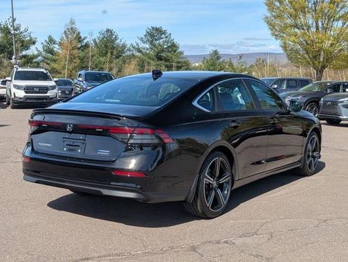2025 Honda Accord Hybrid Base