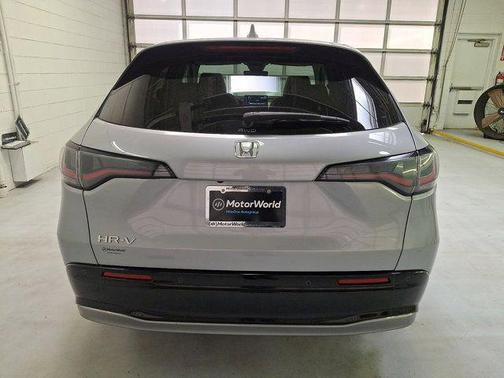 Lunar Silver Metallic 2025 Honda HR-V EX-L