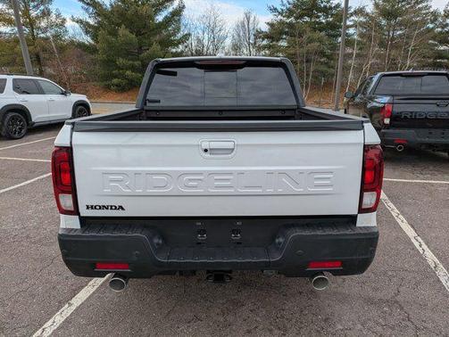 Platinum White Pearl 2026 Honda Ridgeline Black