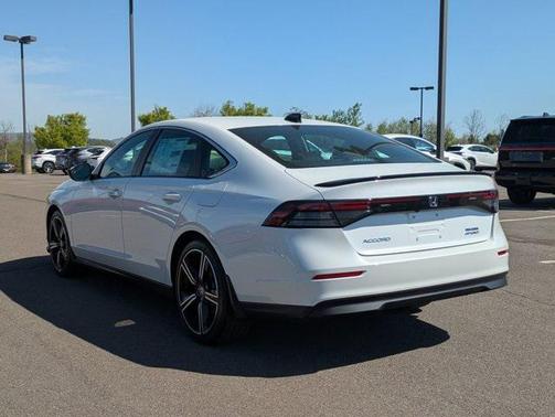 2025 Honda Accord Hybrid Base