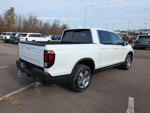 Platinum White Pearl 2026 Honda Ridgeline RTL