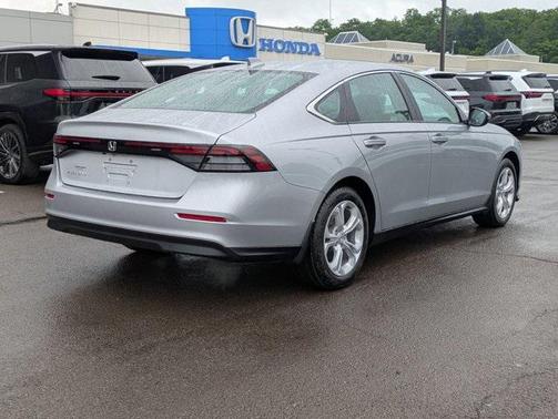 2025 Honda Accord LX 1.5T