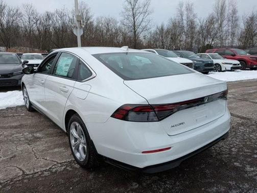 2025 Honda Accord LX 1.5T
