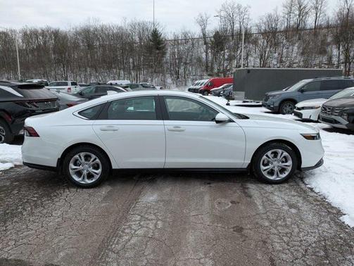 2025 Honda Accord LX 1.5T