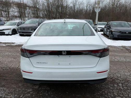 2025 Honda Accord LX 1.5T