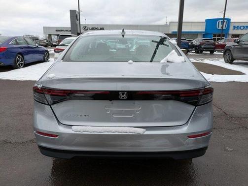 2025 Honda Accord LX 1.5T