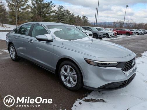 2025 Honda Accord LX 1.5T