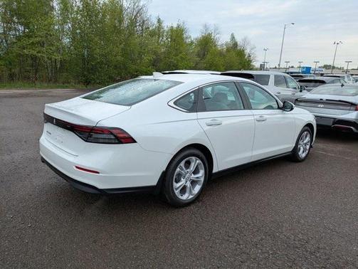 2025 Honda Accord LX 1.5T