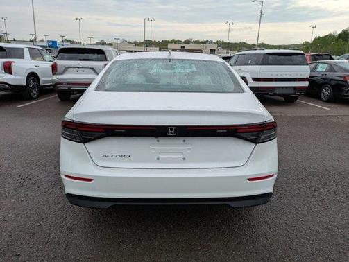2025 Honda Accord LX 1.5T
