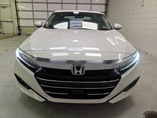 2022 Honda Accord Hybrid Touring