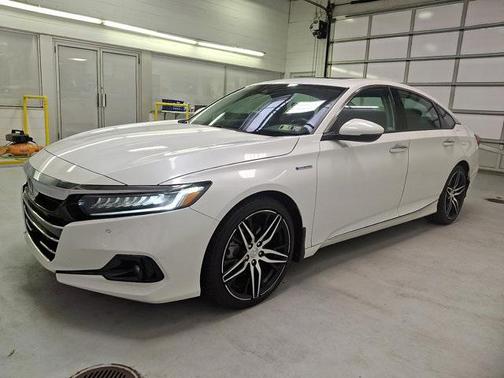 2022 Honda Accord Hybrid Touring
