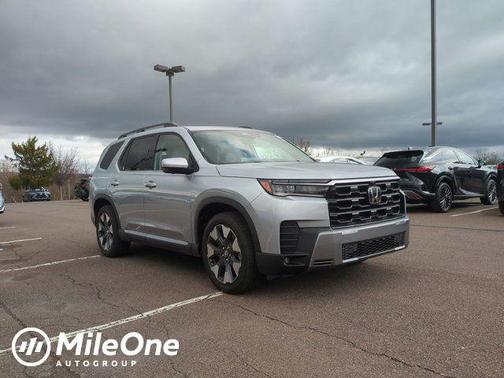 Solar Silver 2026 Honda Pilot Elite