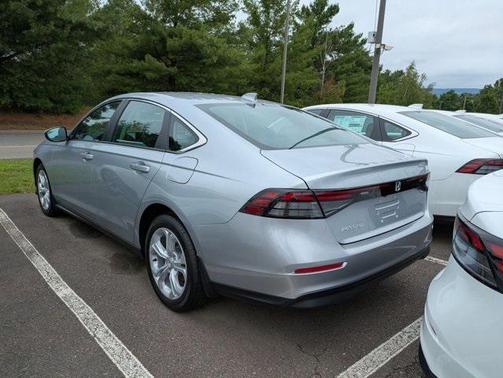 2025 Honda Accord LX 1.5T