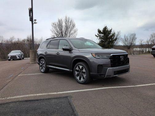 Modern Steel Metallic 2026 Honda Pilot Touring 8-Passenger