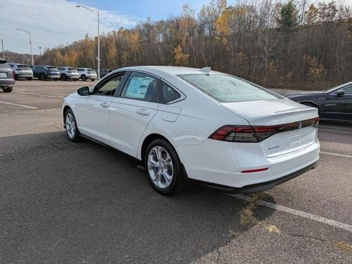 2025 Honda Accord LX 1.5T