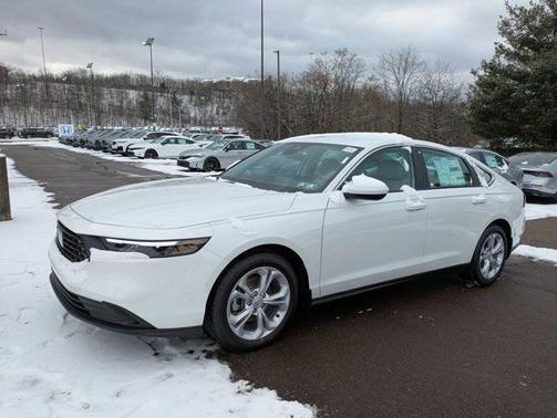 2025 Honda Accord LX 1.5T