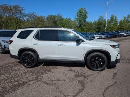 2025 Honda Pilot Black Edition
