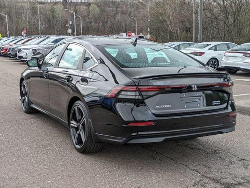 2025 Honda Accord Hybrid Base