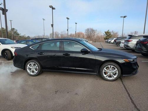 2025 Honda Accord LX 1.5T