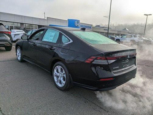 2025 Honda Accord LX 1.5T
