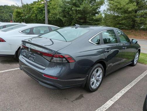 2025 Honda Accord LX 1.5T
