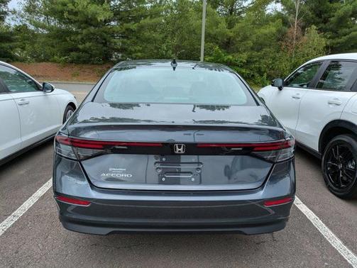 2025 Honda Accord LX 1.5T